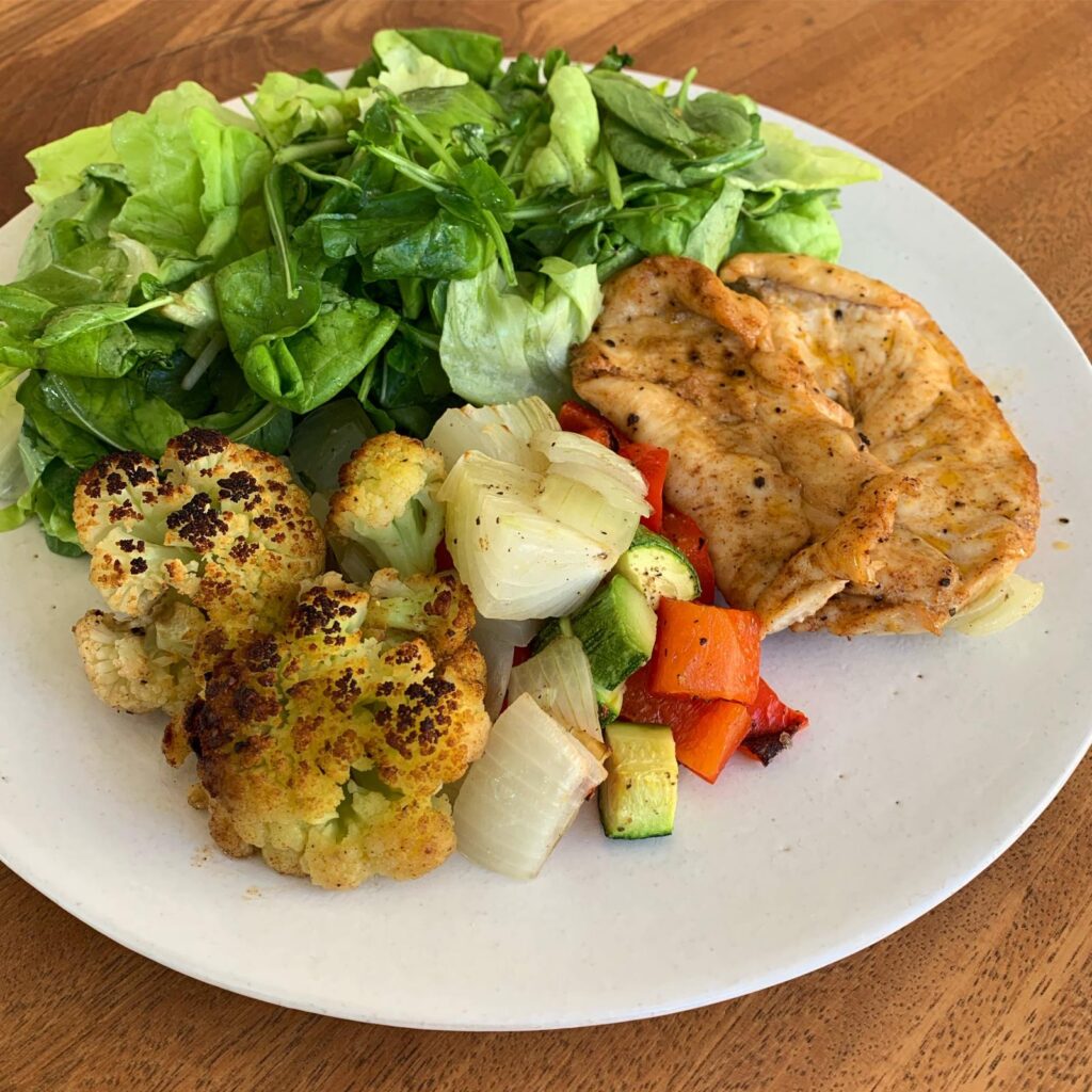 Legumes e Frango Assados Super Prático e Rápido